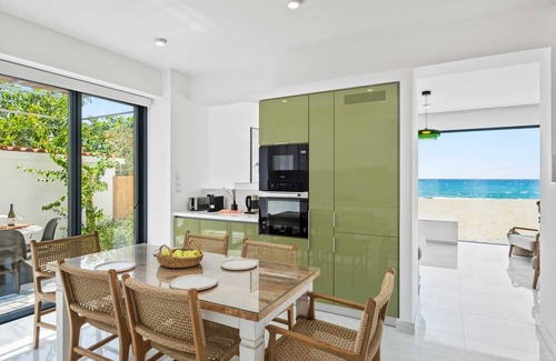 Ayia Marina Chrysochous Villa | Blue Iris Beach Villa by Nomads