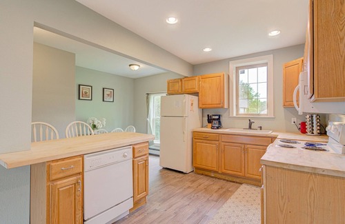 Lake City House | Blue Iris House - Your Charming Lake City Retreat