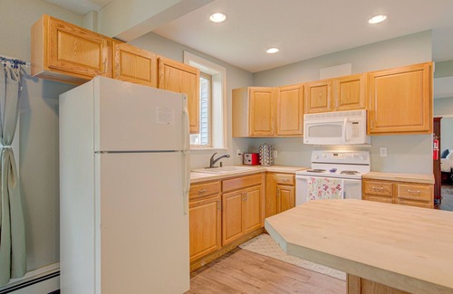 Lake City House | Blue Iris House - Your Charming Lake City Retreat