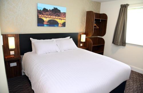 Langold Hotel | Blue Jay, Derby by Marston's Inns