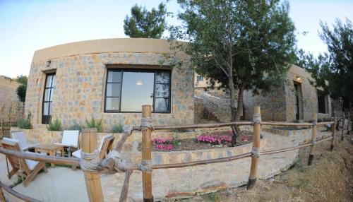 Beiteddine Bed & Breakfast | Blue Jay Valley