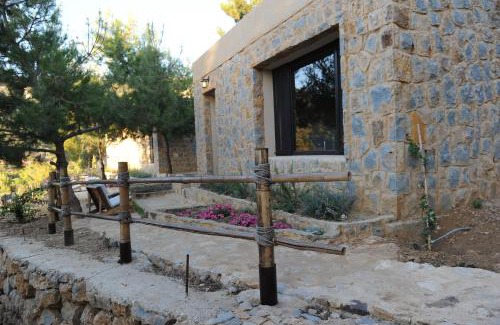 Beiteddine Bed & Breakfast | Blue Jay Valley