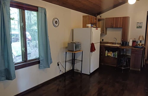 Queen House | Blue Knob Adventure Cabin Hike, Bike & Ski, ATV, Hunting, Fishing
