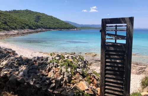 Loviste Apartment | Blue Lagoon Apartment Silver
