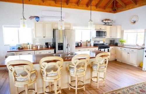 Gregory Town House | Blue Love Point 5 Bedroom Home