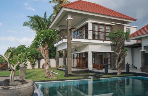 Bukti Villa | Blue Marlin 6-BR Villa Singaraja Bali