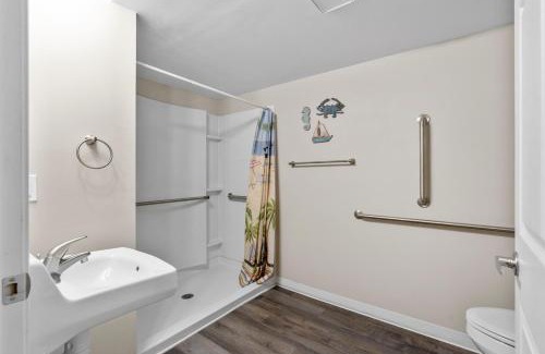 North Myrtle Beach Apartment | Blue Mist Villas Unit 103 - Oceanfront Ground Floor Condo in Cherry Grove