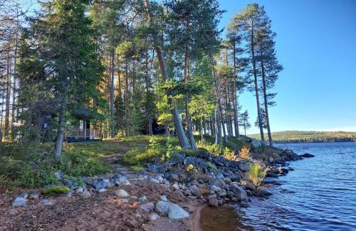 Ylitornio Ski Chalet | Blue Moment at the Arctic Circle- Forest, beach, activities