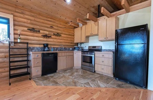 Tetonia Cabin | Blue Moon Cabin: Teton Views on 5 Private Acres