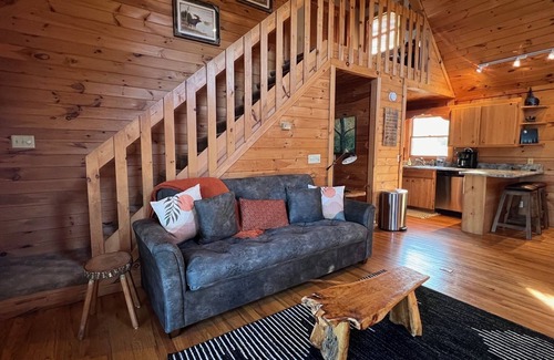 Blue Ridge Cabin | Blue Moon in Blue Ridge