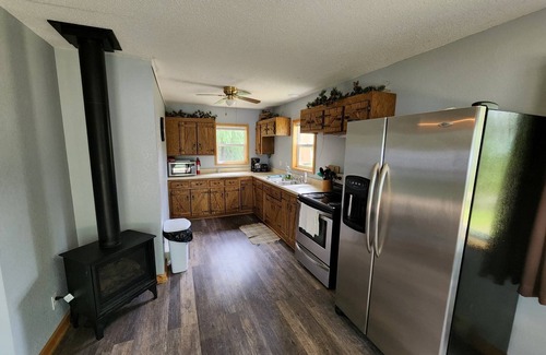Hill City Hotel | Blue Moon Resort and Motel