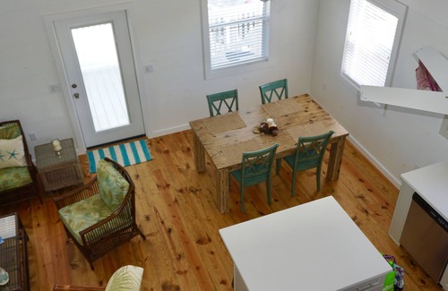 Spanish Wells Cottage | Blue Moon West - Steps from the Beautiful Beach!