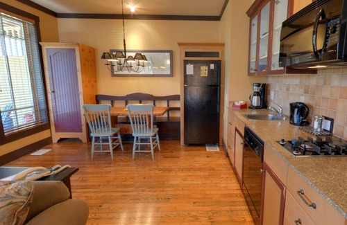 The Blue Mountains House | Blue Mountain Get Away!