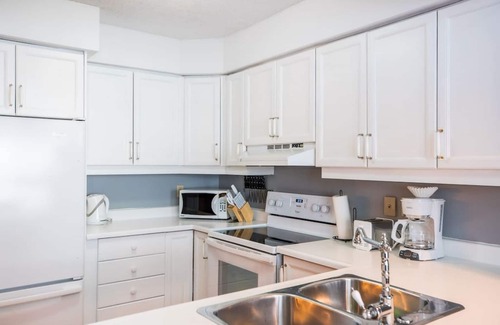 The Blue Mountains Apartment | Blue Mountain, Slopeside Chateau Ridge (81842)