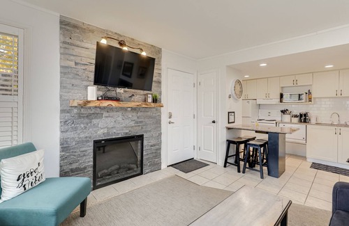 Craigleith Apartment | Blue Mountain Studio Oasis