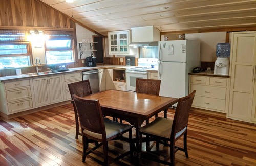 Cullowhee Cabin | Blue Mountain Cabin minutes away from Lake Glenville public beach