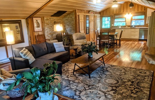 Cullowhee Cabin | Blue Mountain Cabin minutes away from Lake Glenville public beach