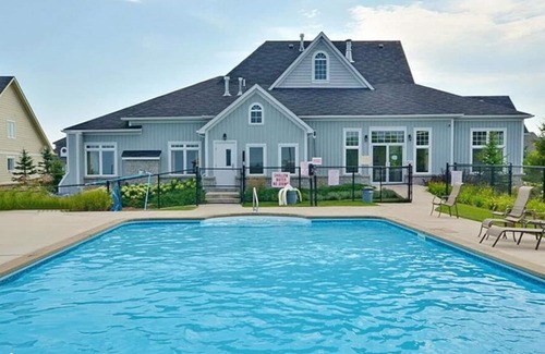Clearview House | Blue Mountain-Collingwood Peaceful Paradise!