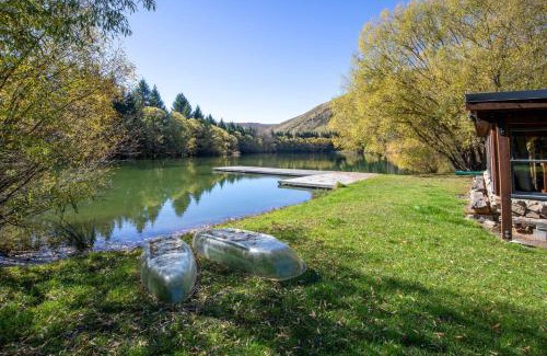 Fairlie House | Blue Mountain Lake Lodge and Lake House Fairlie
