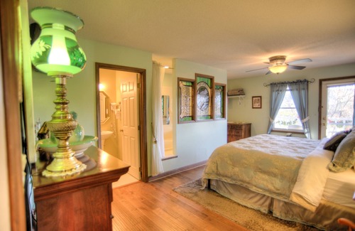 Sevierville Bed & Breakfast | Blue Mountain Mist Country Inn & Spa