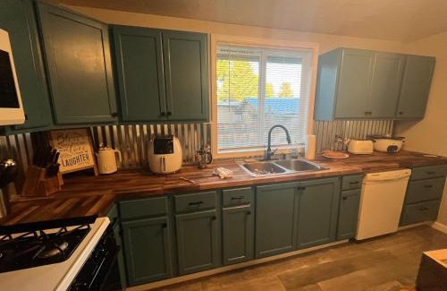 Elgin House | Blue Mountain Retreat