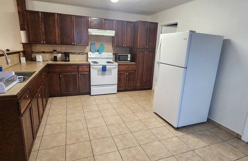 Edinburg House | Blue Oasis: Central Escape