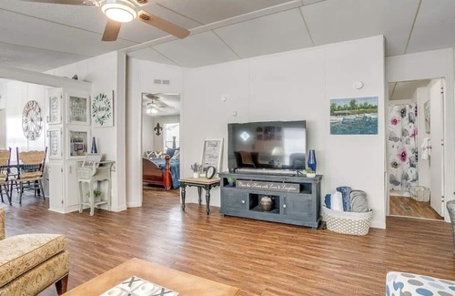 Granbury House | Blue Oasis- Lake Vacation Home