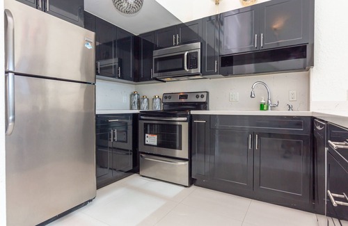 Mid Beach Apartment | Blue Ocean Apartments
