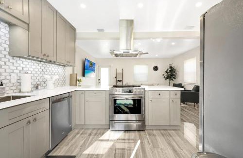 Central Fort Lauderdale House | Blue Ocean Retreat By Pmi