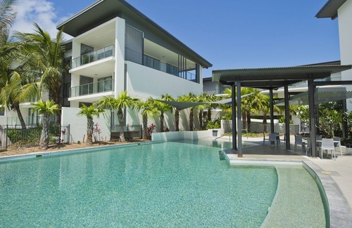 Nelly Bay Apartment | Blue on Blue Studio Room 1322