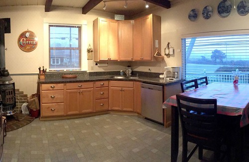 Fort Bragg House | Blue Pacific Getaway With Beautiful Ocean Views!