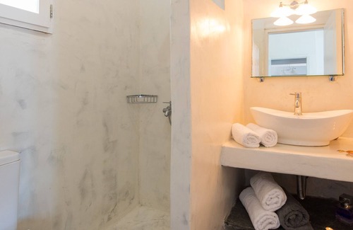 Sifnos Villa | Blue Paradise Villa with Pool