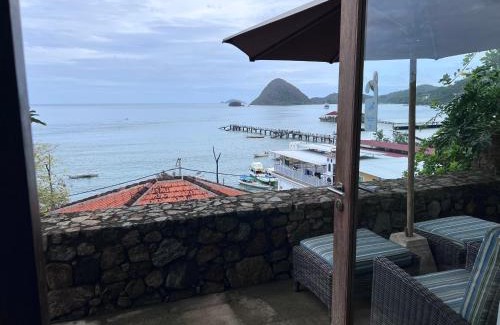 Labuan Bajo House | Blue Parrot