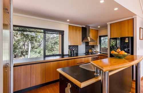 Eagle Bay House | Blue Pearl Eagle Bay
