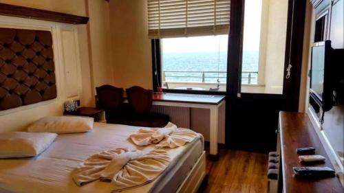 Karamursel Hotel | Blue Pier Hotel