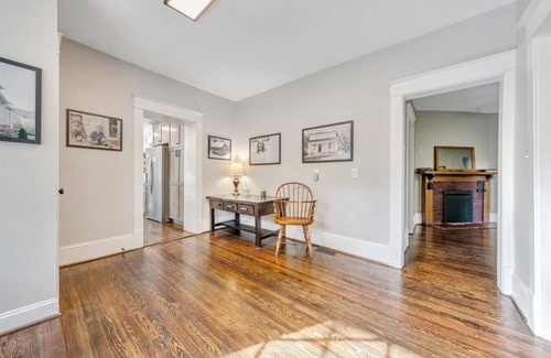 Roanoke House | Blue Ridge Farmhouse near Roanoke
