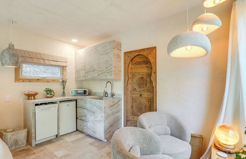 Weaverville Apartment | Blue Ridge Mtn Cottage w/Fire Pit in Weaverville