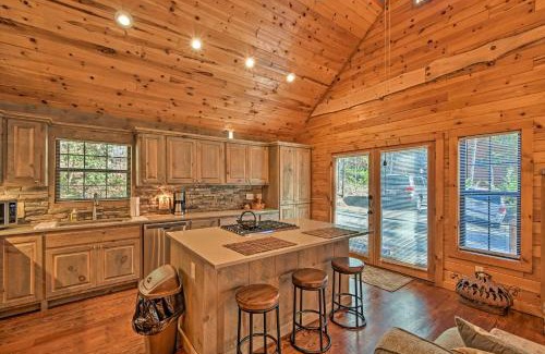 Blue Ridge House | Blue Ridge Mtns Creekside Cabin with Hot Tub and Pier!