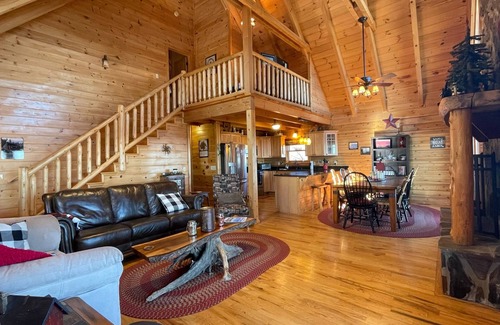 Cana Cabin | Blue Ridge Parkway Panoramic Paradise-60 Mile View, Blue Ridge Panoramic Paradise - 60 Mile View
