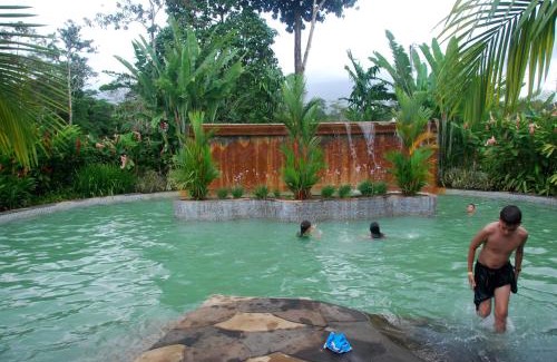 Guayabo Hotel | Blue River Resort & Hot Springs