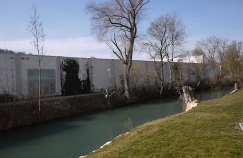 Ehrenstein Apartment | Blue River Side