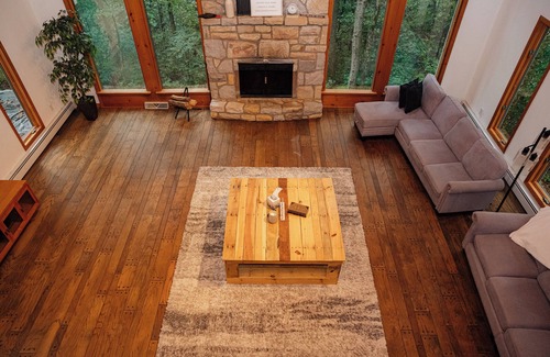 Elverson Ski Chalet | Blue Rock Chalet