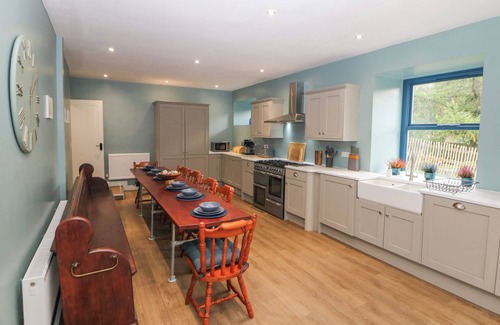New Mills Cottage | BLUE RON'S, pet friendly, with hot tub in New Mills