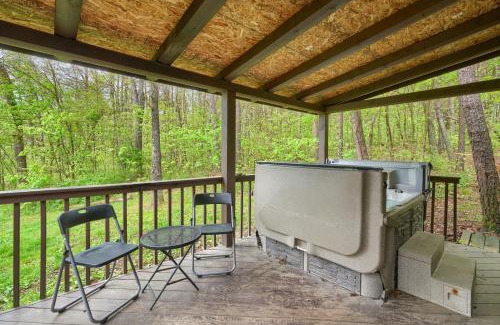 Logan House | Blue Rose Cabins - Rosewood Cabin