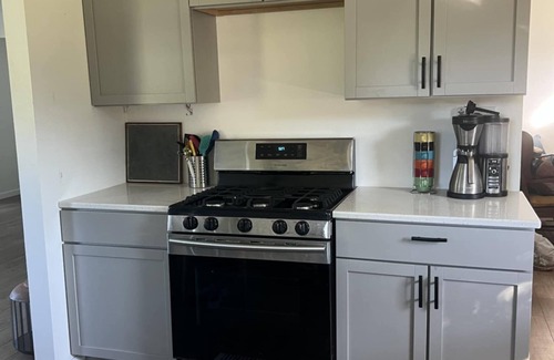 Hope House | Blue's Pad.nA charming and cozy 2-bedroom house on Wixom Lake in Beaverton, MI