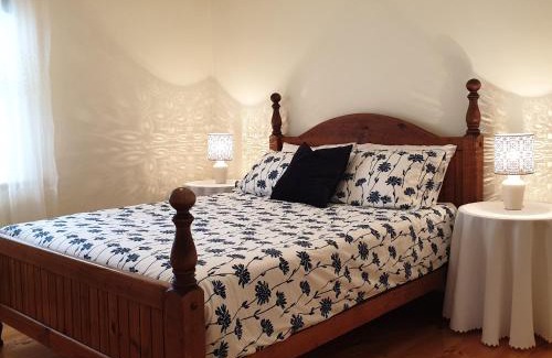 Tumby Bay House | Blue Seas - Beach Front Living