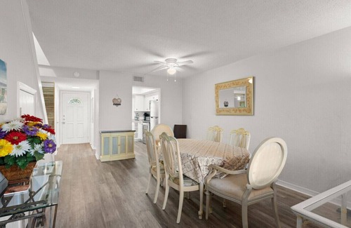 Southern Shores House | Blue Skies Oceanfront 2 bedroom townhouse