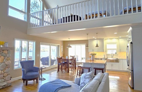 Alden House | Blue Sky Clam Cottage
