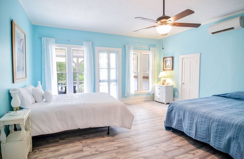 Interlachen Bed & Breakfast | Blue Sky Manor