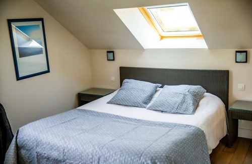 Saint-Wambert-des-Trois-Vallees Bed & Breakfast | BLUE SPA Suite 2 pers JACCUZZI AND PRIVATE HAMMAM, breakfasts and SPA access